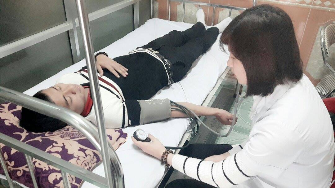 Ảnh hoạt động nhân đạo